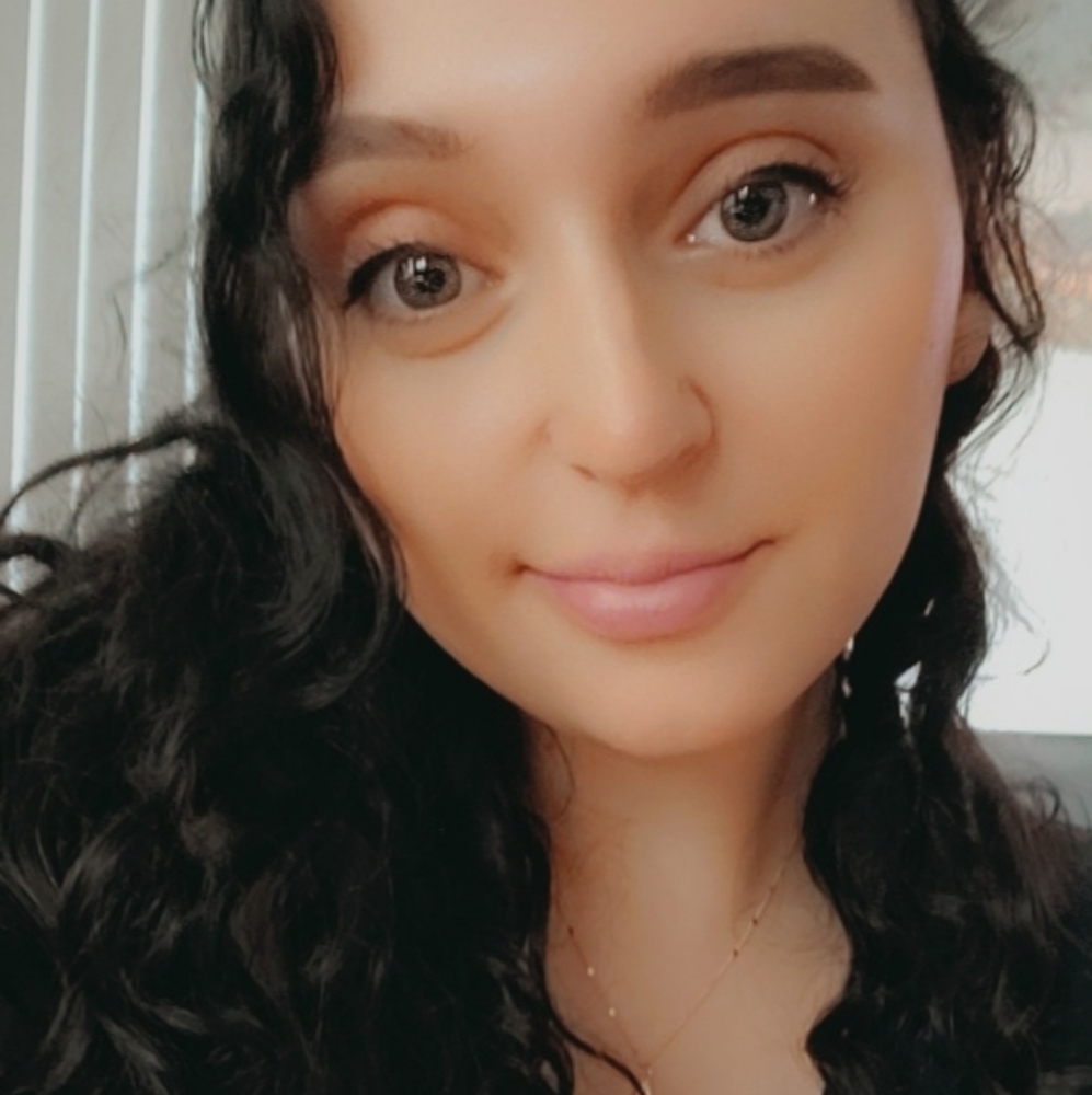 Meet your Posher, Amanda